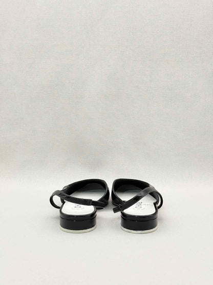CHANEL Black Cap Toe Size EU 35.5 Flats