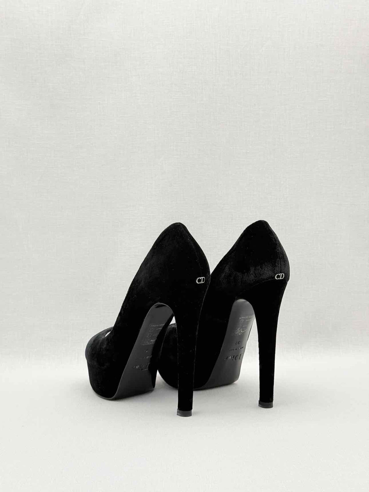 CHRISTIAN DIOR Black Size EU 37 Pumps