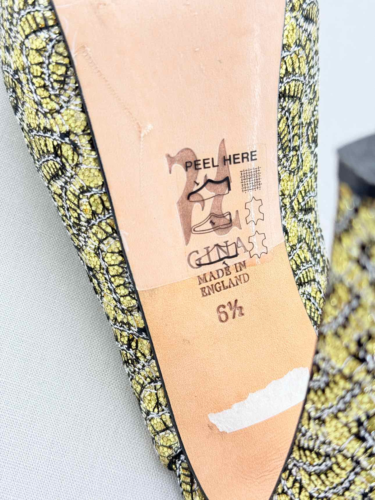 GINA Gold & Black Embroidered Size EU 39.5 Pumps