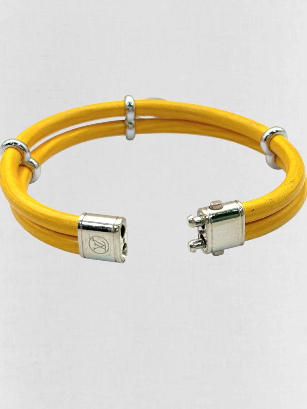 LOUIS VUITTON Fashion Bracelet