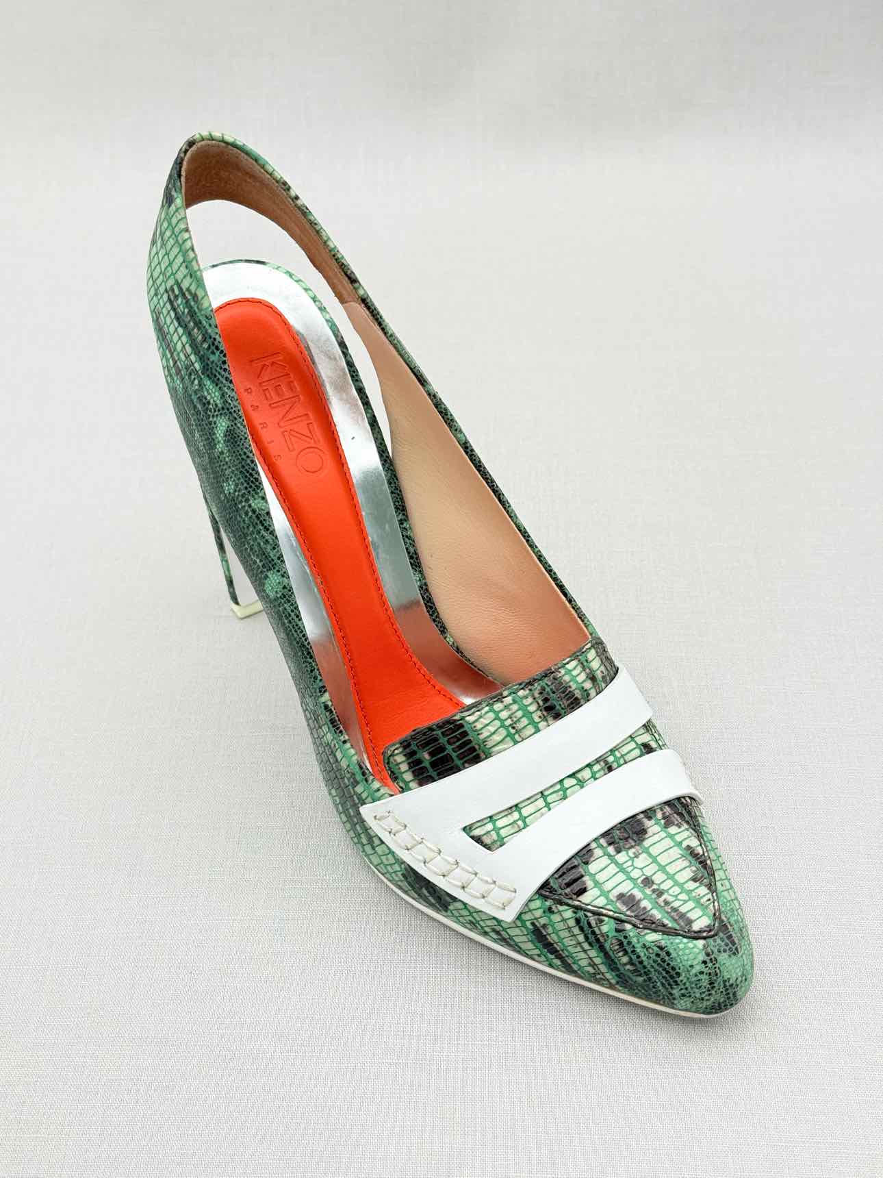 KENZO Green & Black Textured Size EU 39 Pumps