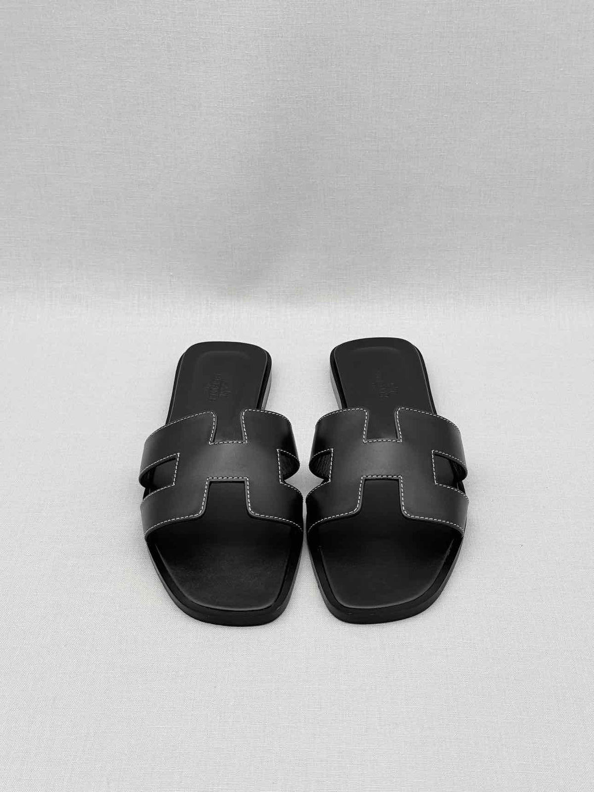 HERMES ORAN Noir Size EU 37 Sandals