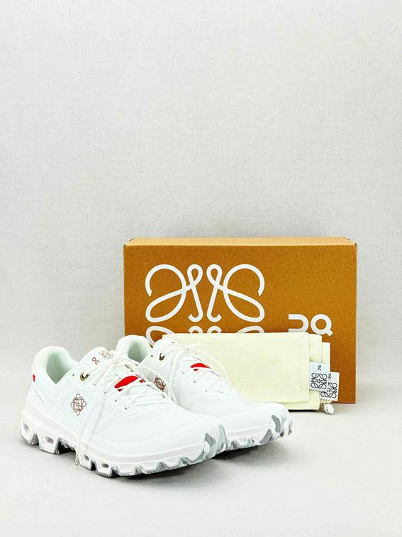 LOEWE Cloudventure White Size EU 41 Sneakers