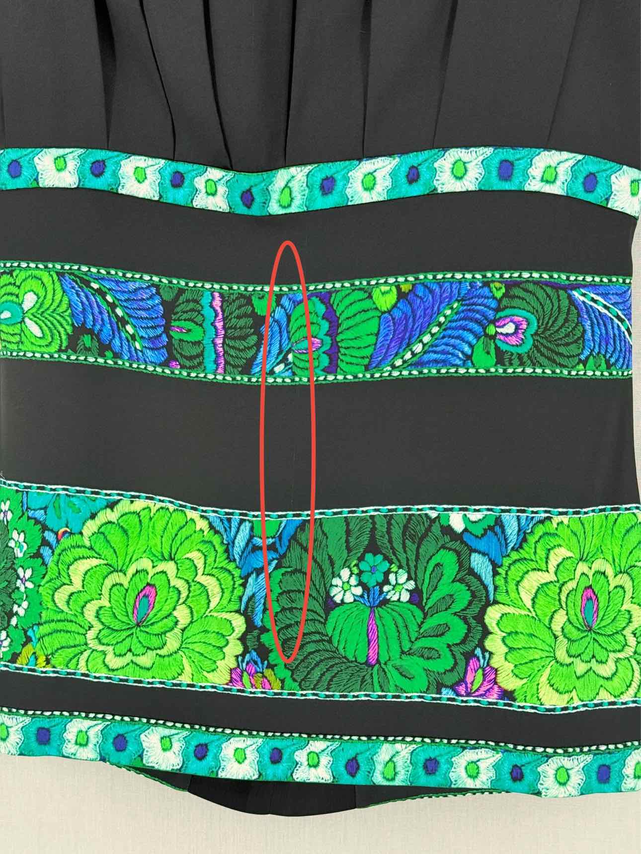 ROBERTO CAVALLI Green Multicolor Printed Size US 8 Top