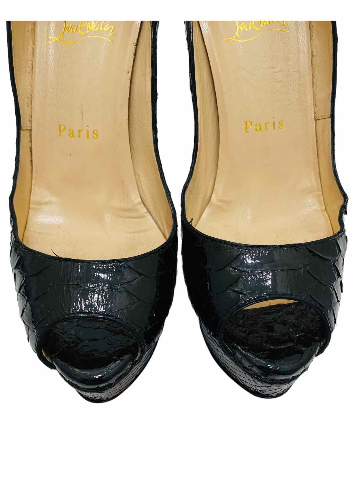 CHRISTIAN LOUBOUTIN Black Size EU 36 Pumps