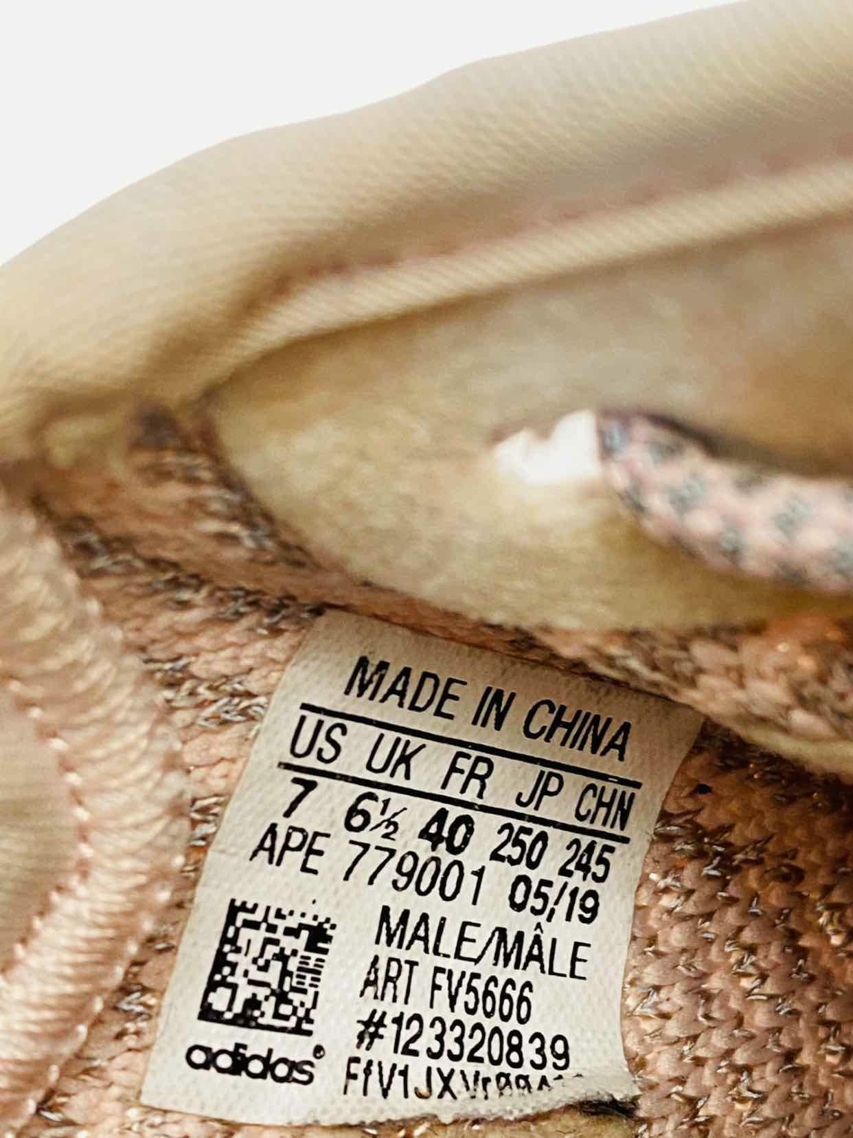 ADIDAS YEEZY Boost 350 V2 Pink Size EU 40 Sneakers