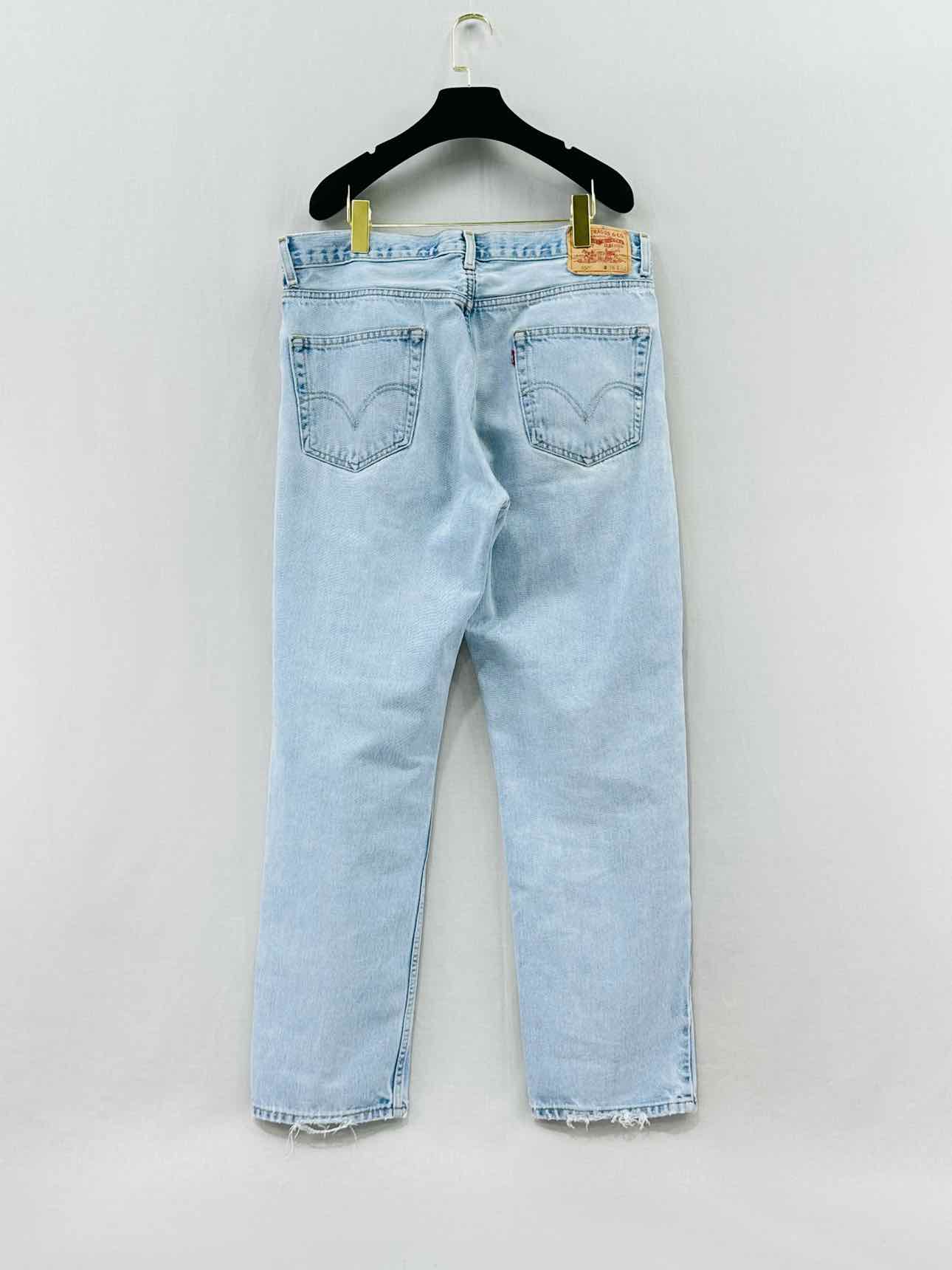 LEVIS Relaxed Fit Pale Blue Size 36 Jeans