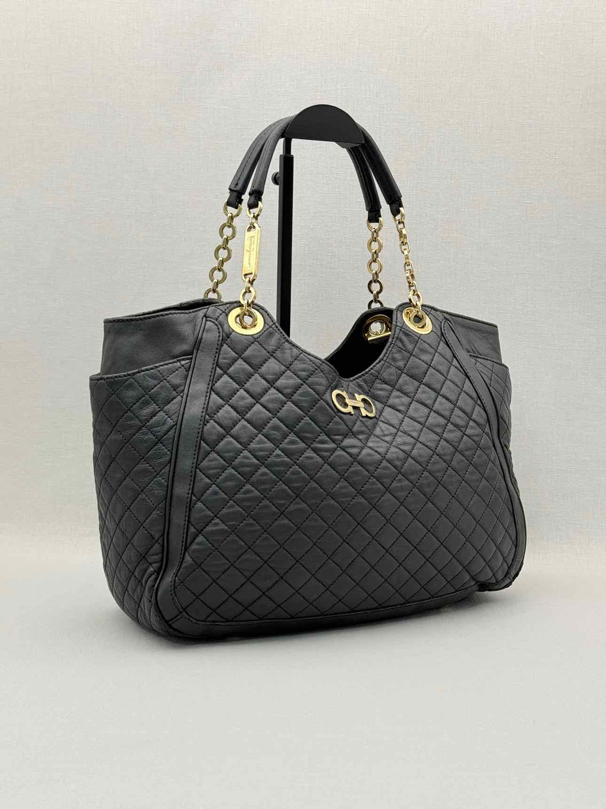 SALVATORE FERRAGAMO Betulla Chain Black Tote Bag