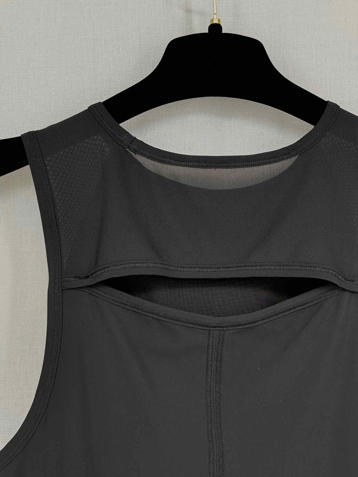 LULULEMON Black Size Small Top