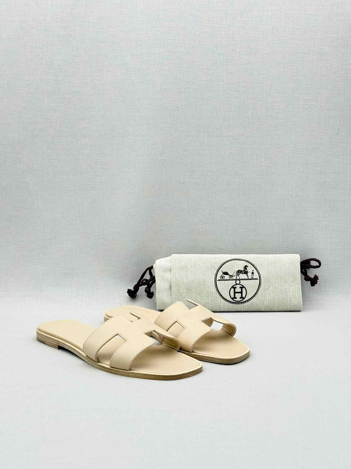 HERMES ORAN Beige Mastic Size EU 38 Sandals
