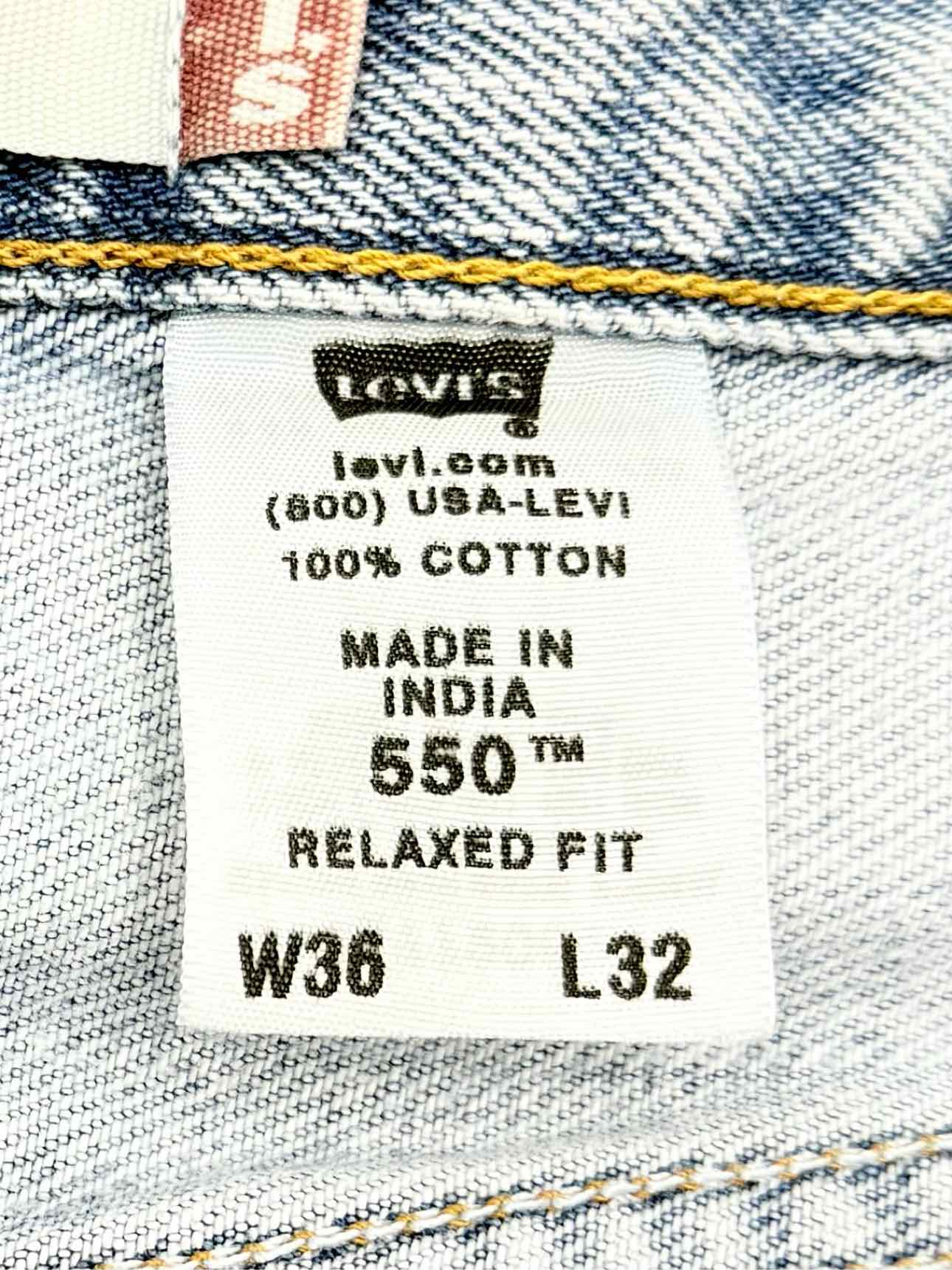 LEVIS Relaxed Fit Pale Blue Size 36 Jeans