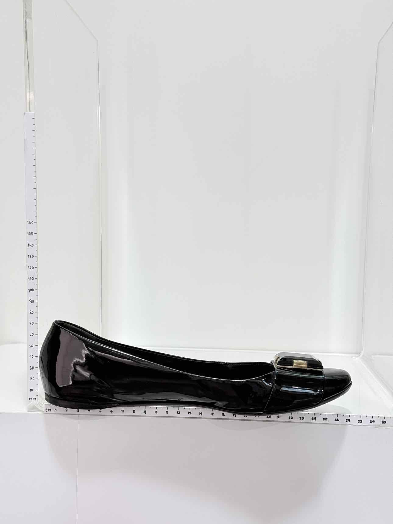 GUCCI Black Size EU 40.5 Ballet Flats
