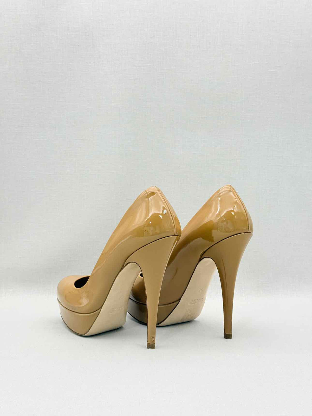 MIU MIU Cammeo Brown Size EU 37 Pumps