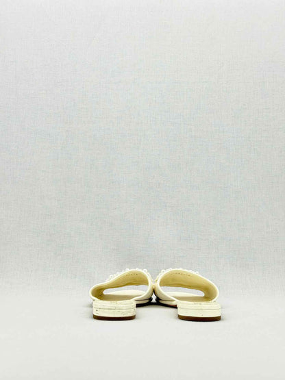 CHANEL CC Beige Size EU 37.5 Mules