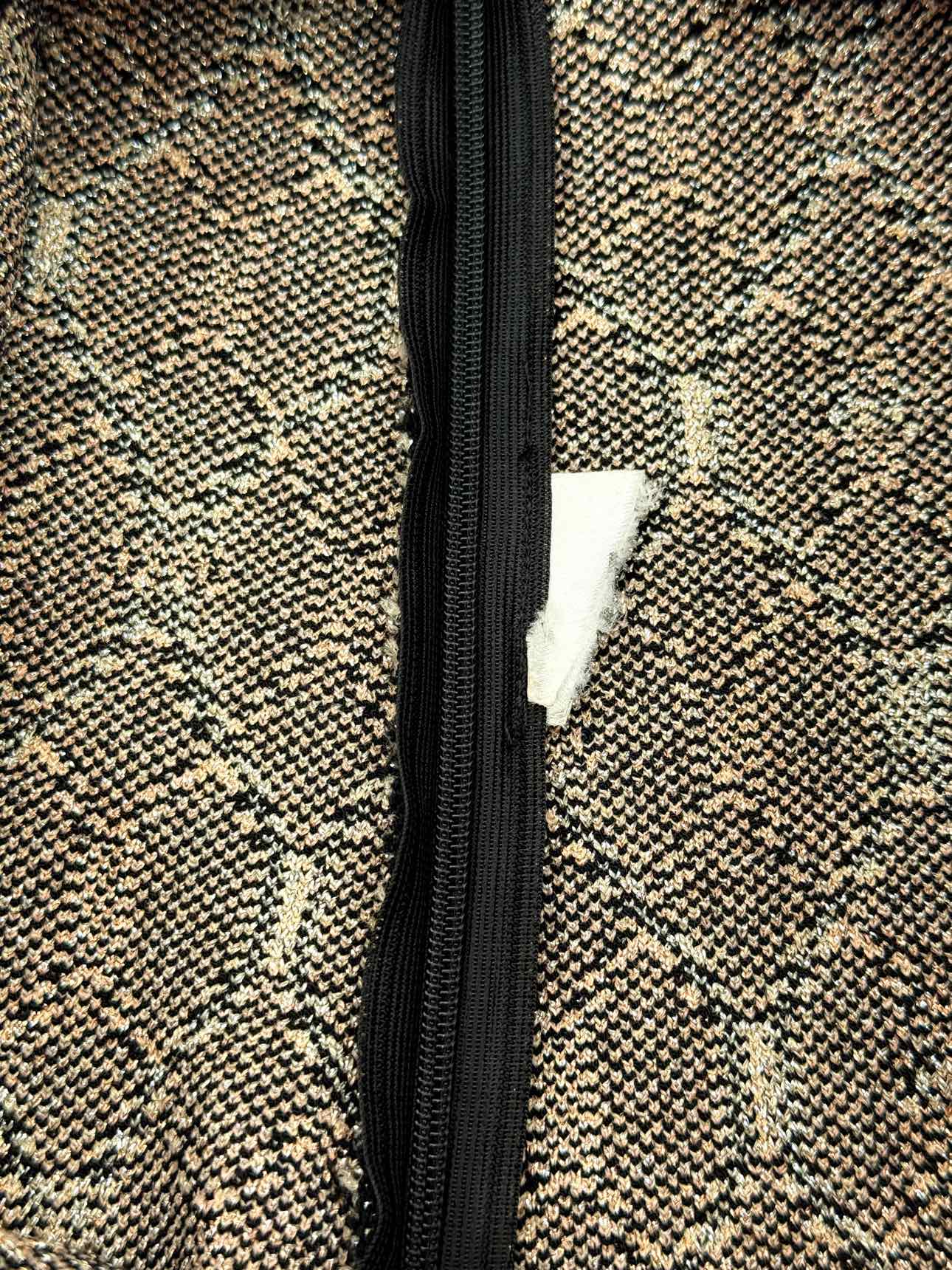 ELISABETTA FRANCHI Cropped Black & Gold Size US 8 Pants