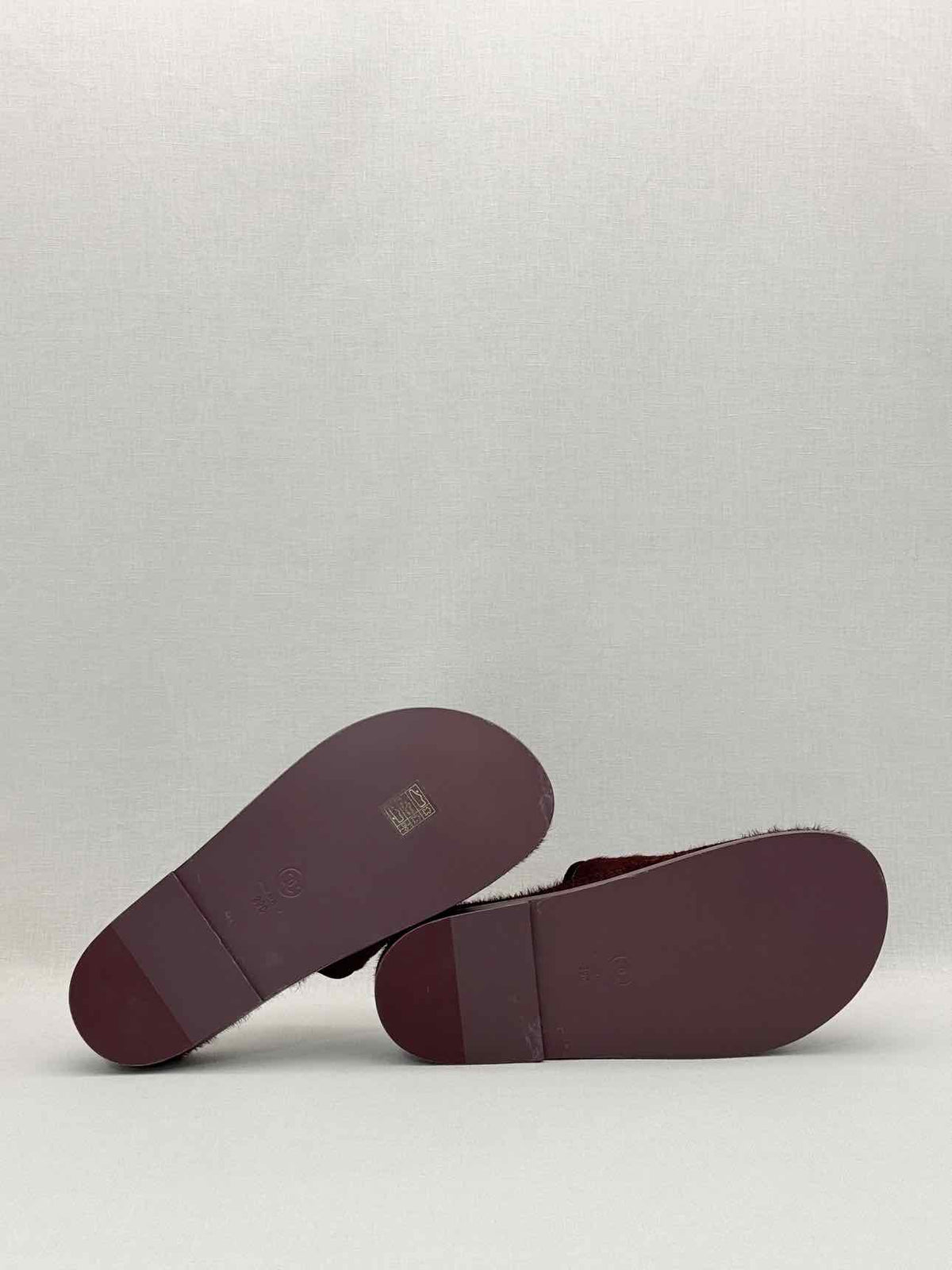 CHANEL Pre-Fall 2022 Burgundy Size EU 39 Mules