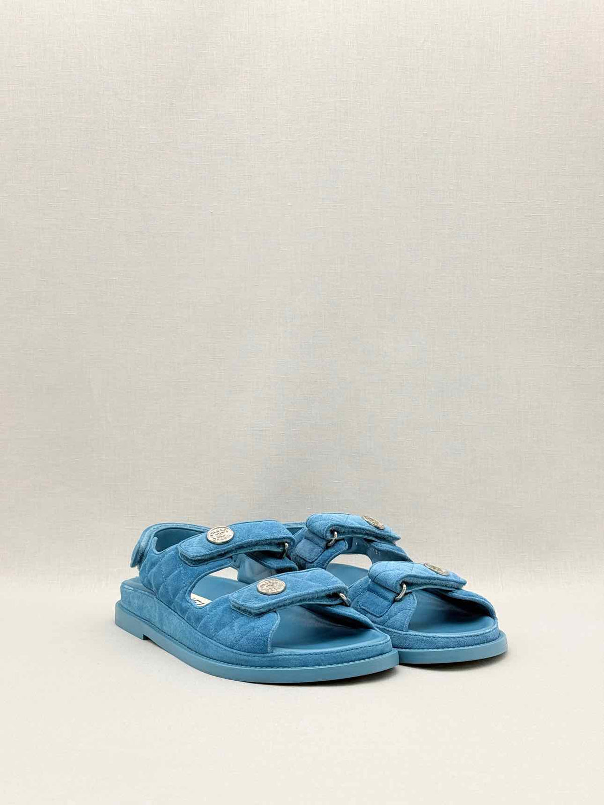 CHANEL Dad Blue Quilted Size EU 39 Sandals