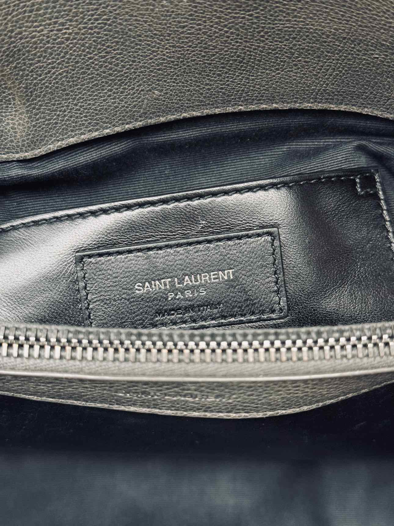SAINT LAURENT College Grey Chevron Shoulder Bag