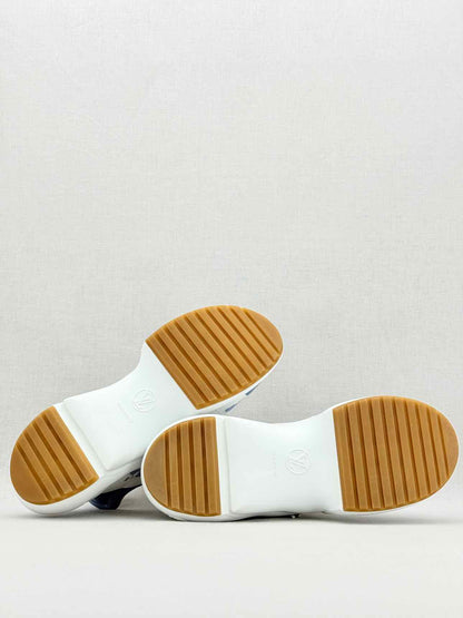 LOUIS VUITTON White & Blue Monogram Size EU 40 Sneakers