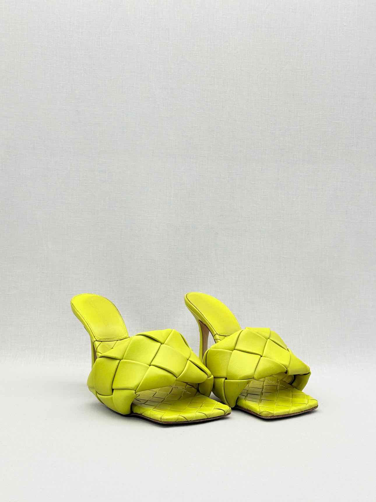 BOTTEGA VENETA Lido Yellow Woven Size EU 38 Mules