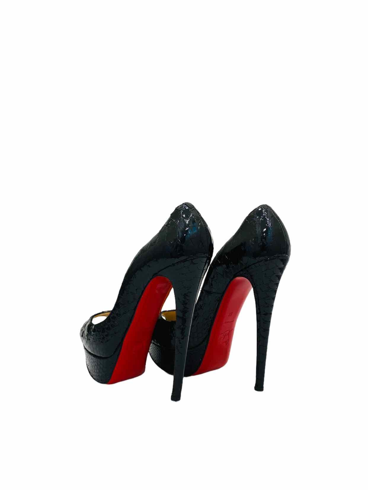 CHRISTIAN LOUBOUTIN Black Size EU 36 Pumps