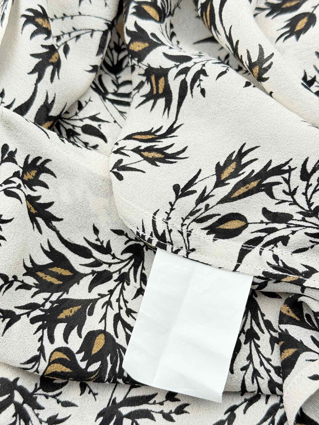 ROBERT RODRIGUEZ Black & White Print Size Medium Top