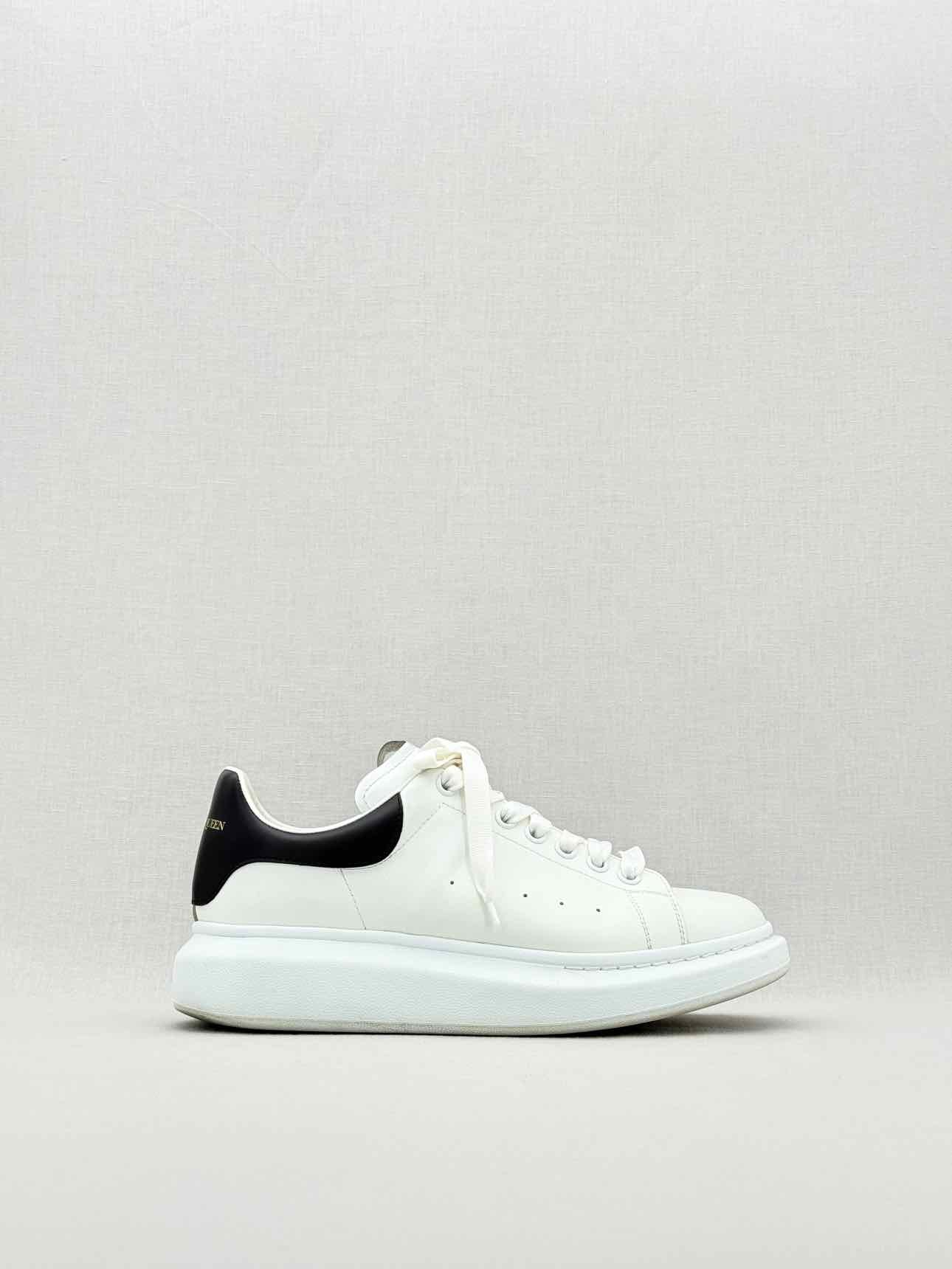 ALEXANDER MCQUEEN Oversized White Size EU 42 Sneakers
