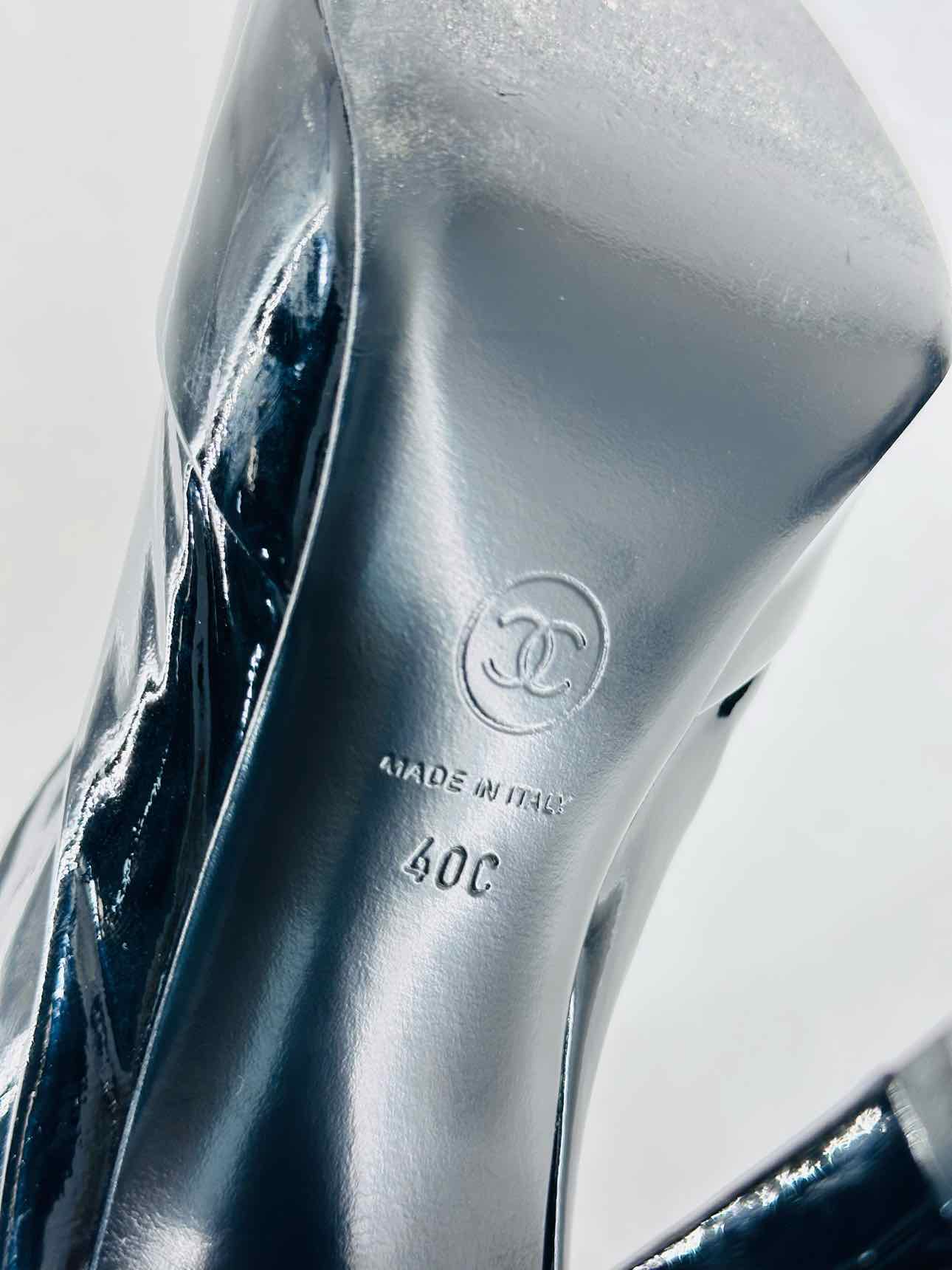 CHANEL Patent Black Size EU 40 Mid Calf Boots