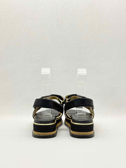CHANEL Black Quilted Size EU 38.5 Platform Sandals