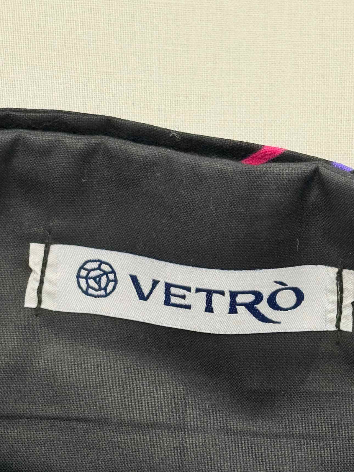 VETRO Black Multicolor Print Size Medium Midi Skirt