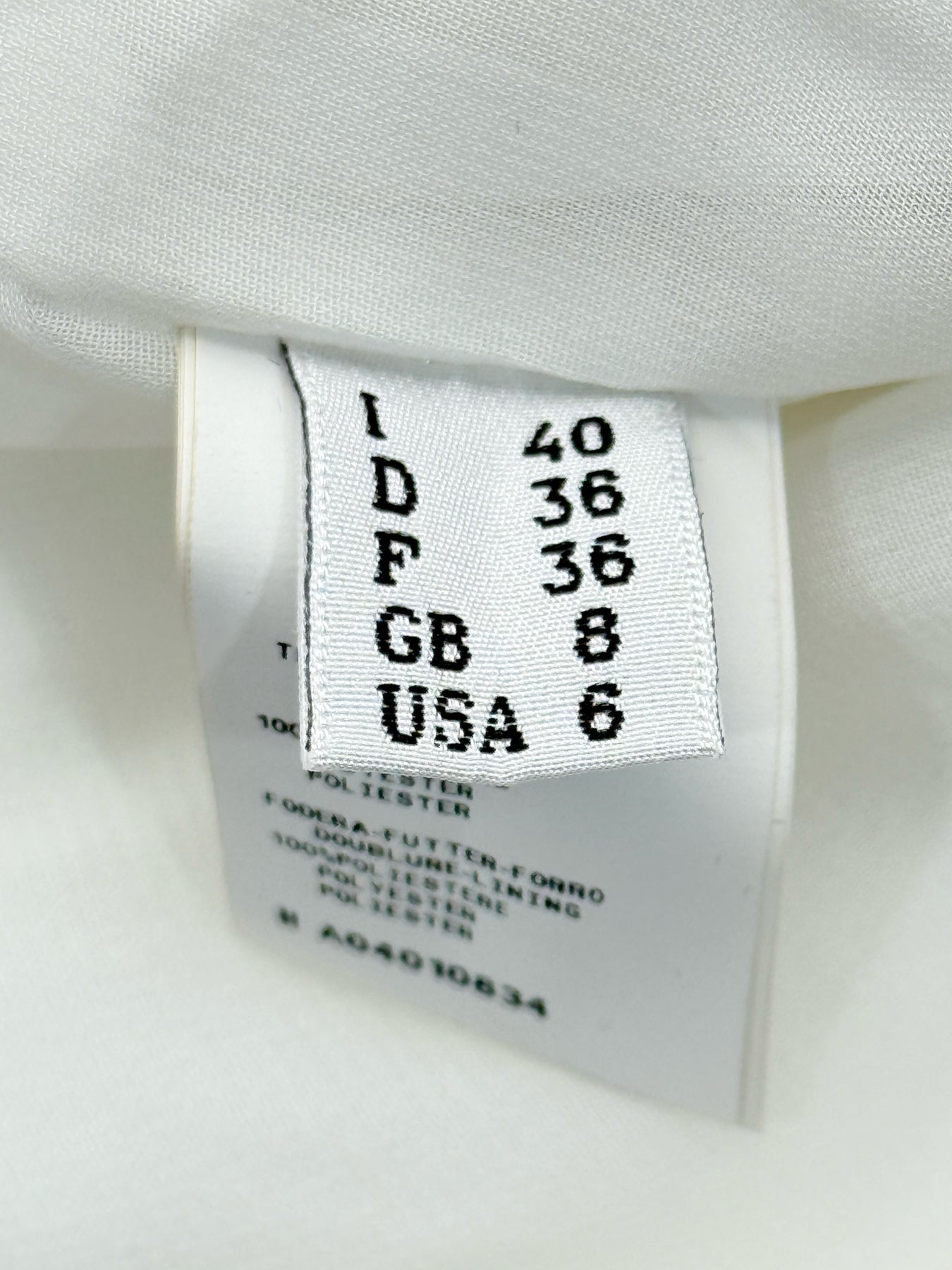 MOSCHINO CHEAP AND CHIC White Size US 6 Short Dress