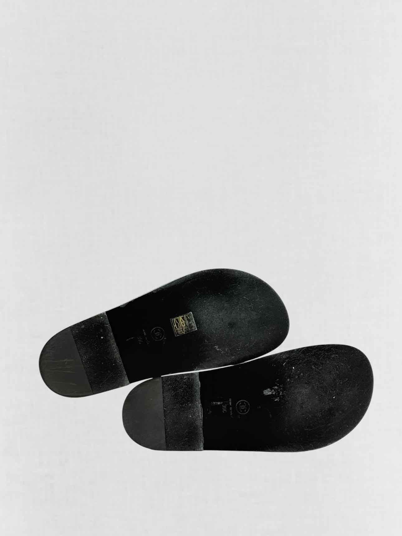 CHANEL Dad Black Quilted Size EU 39 Sandals