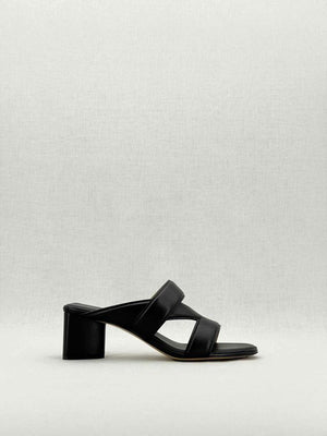 BOTTEGA VENETA The Band Black Size EU 38 Sandals