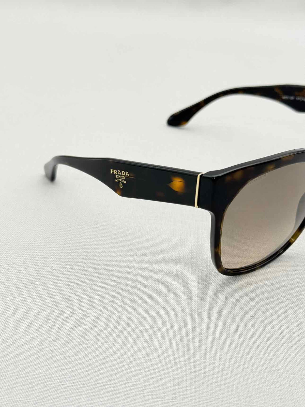 PRADA Tortoise Brown Sunglasses