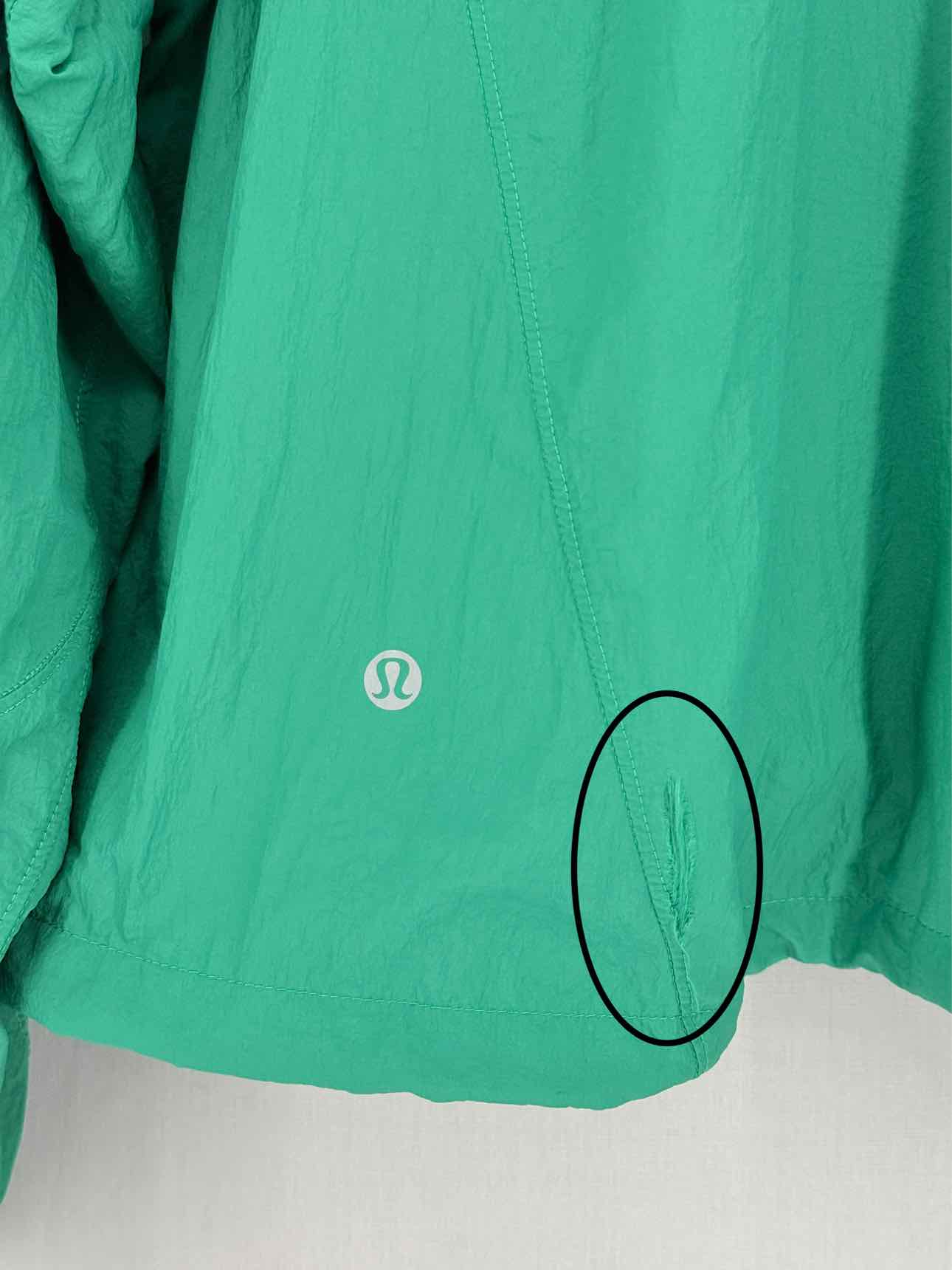 LULULEMON License to Train Green Size Small Jacket