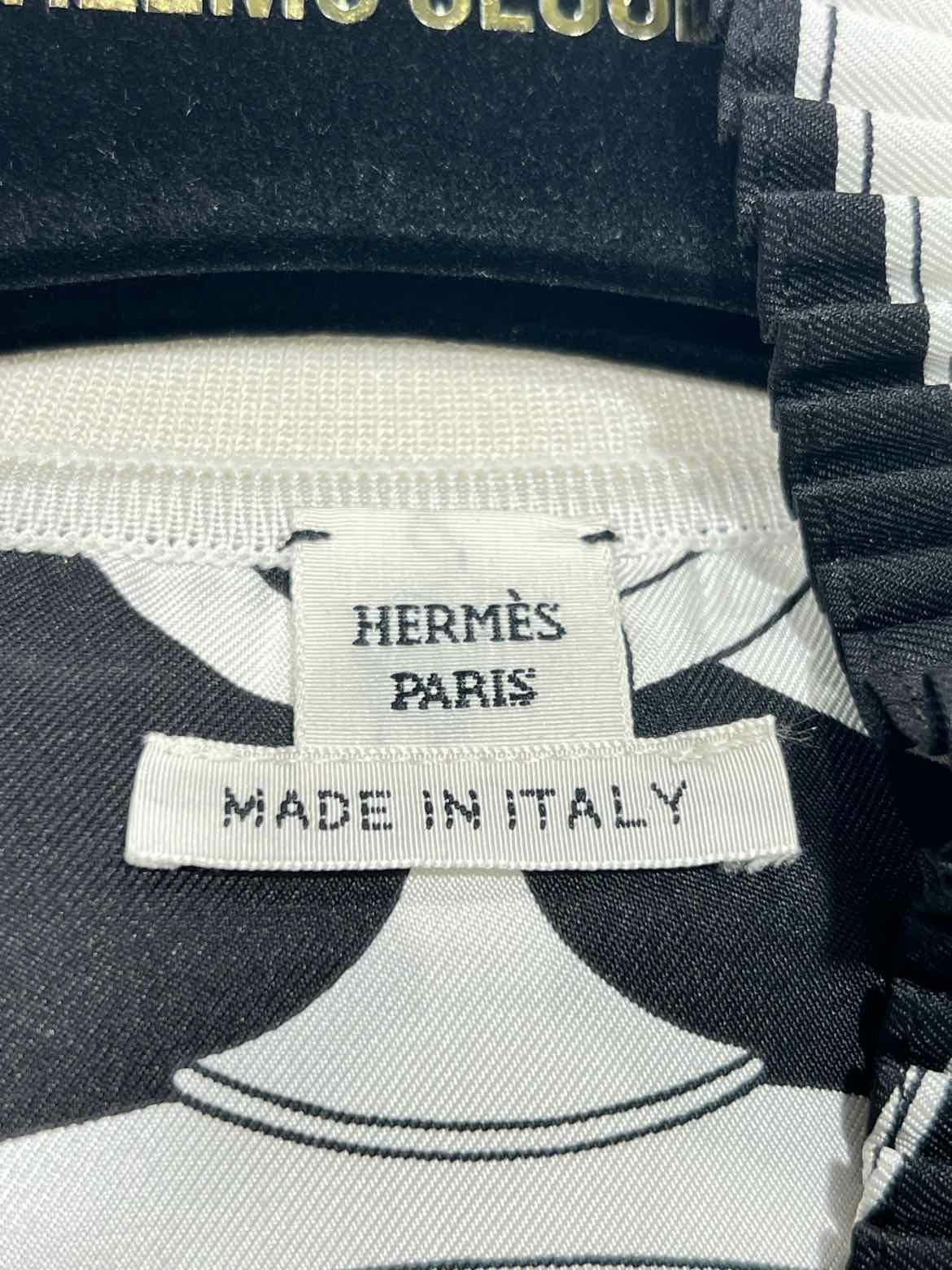 HERMES Black & White Printed Size US 4 Cardigan