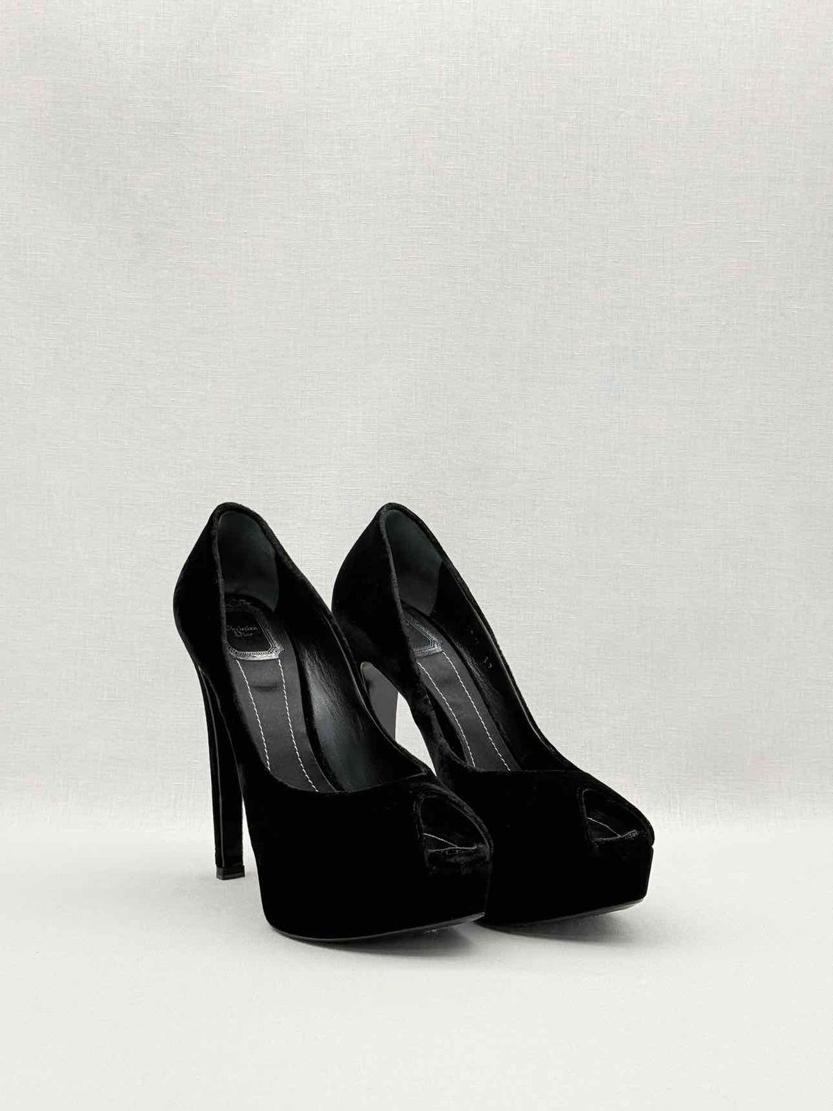 CHRISTIAN DIOR Black Size EU 37 Pumps
