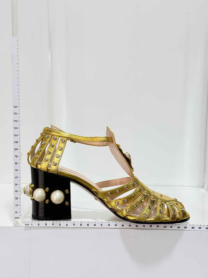 GUCCI Kendell Gold Size EU 38 Heeled Sandals
