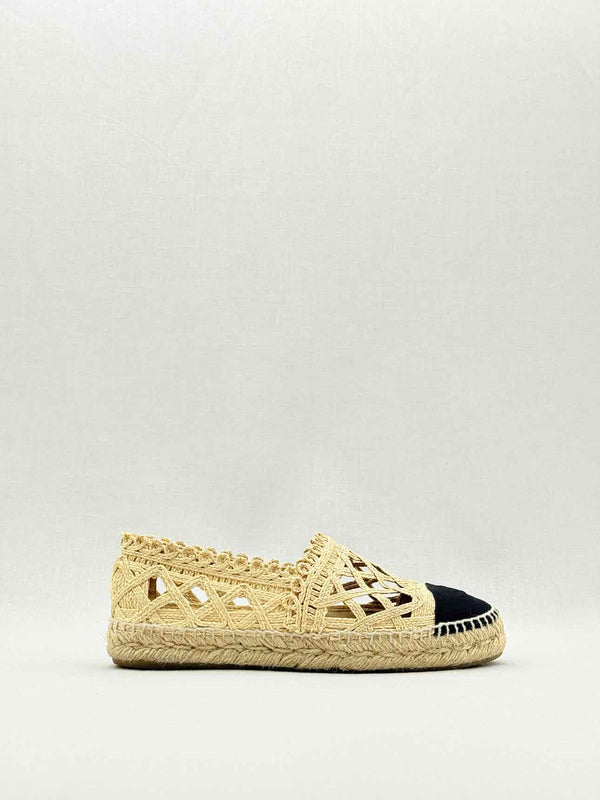 CHANEL Espadrilles Beige & Black Size EU 38 Flats
