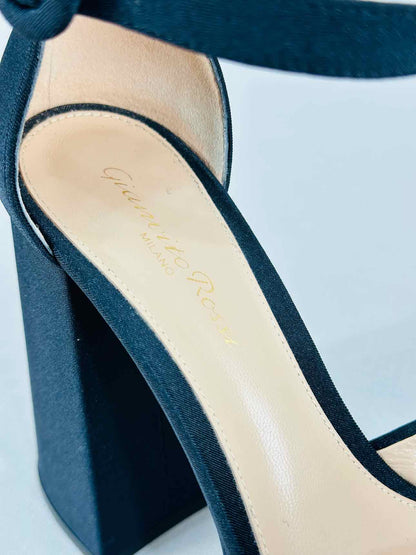 GIANVITO ROSSI Black Size EU 36 Heeled Sandals