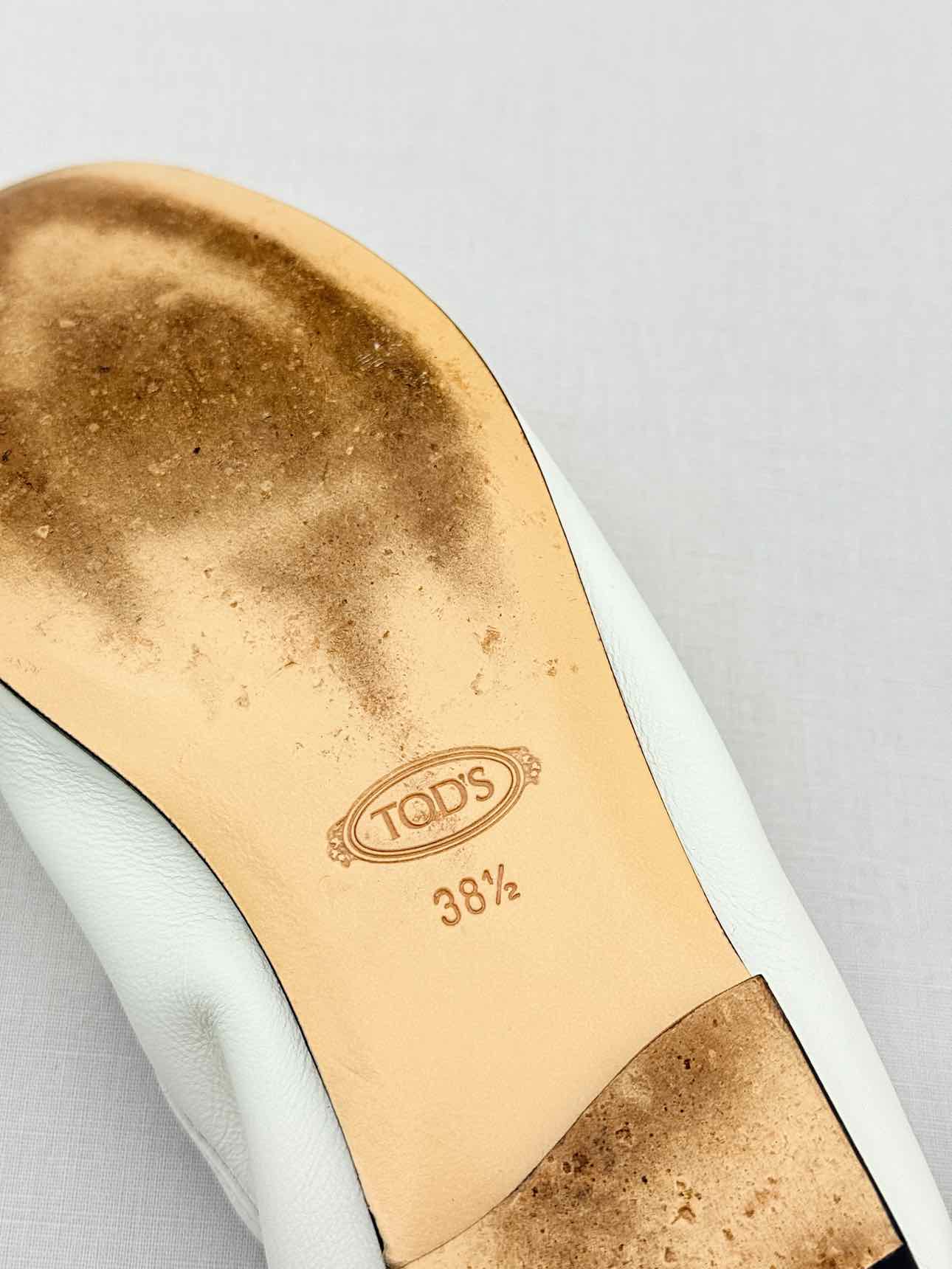 TOD'S White Size EU 38.5 Loafers