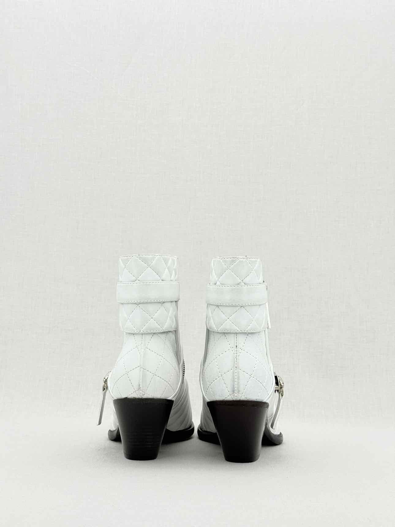 GUISEPPE ZANOTTI White Quilted Size EU 38 Ankle Boots