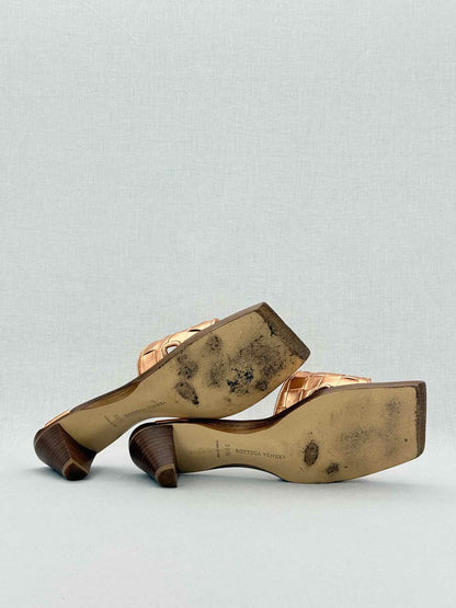 BOTTEGA VENETA Rose Gold Intrecciato Size EU 39.5 Mules