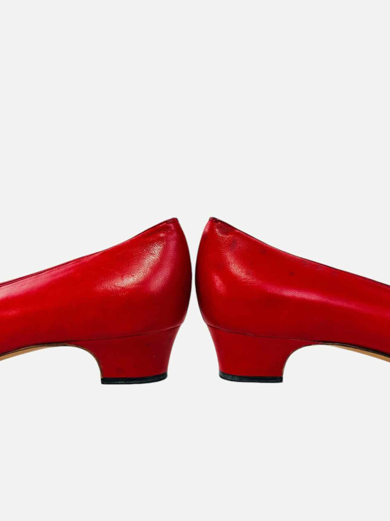 CHANEL Kitten Heel Red Pumps 38