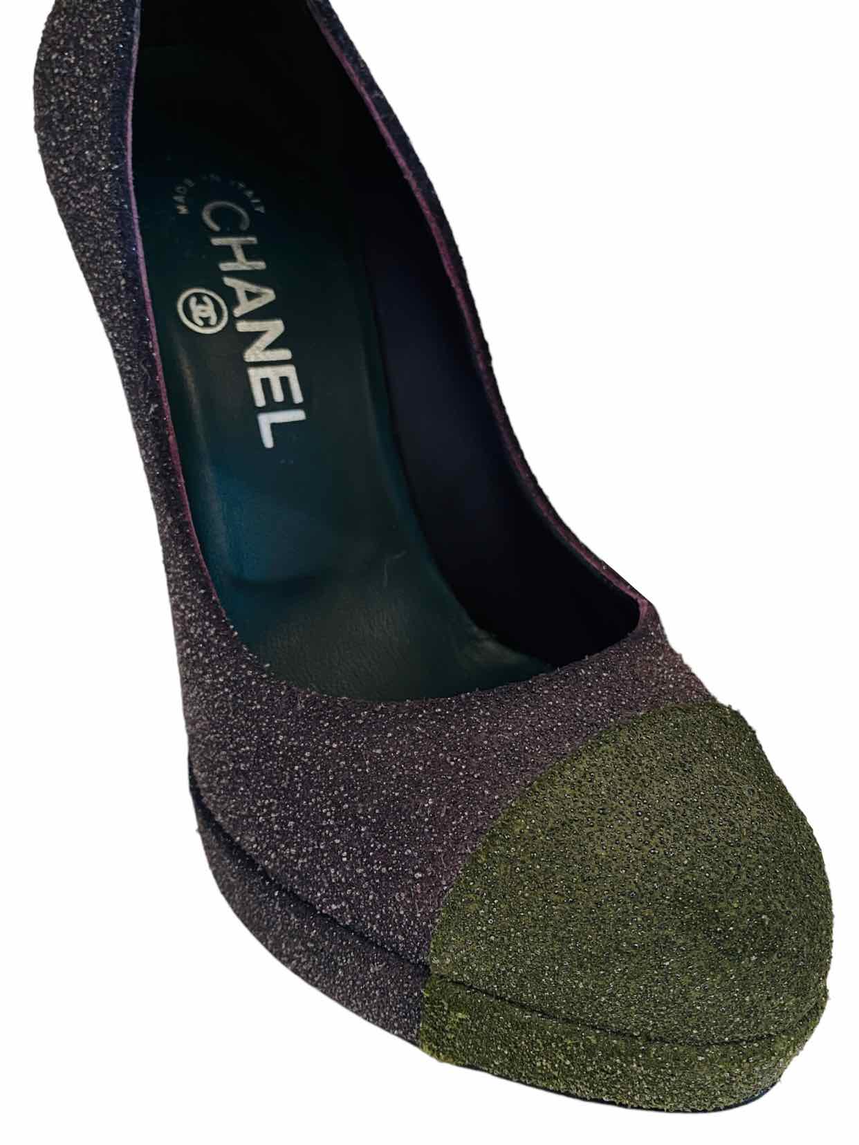 CHANEL Blue & Green Cap Toe Pumps 38.5