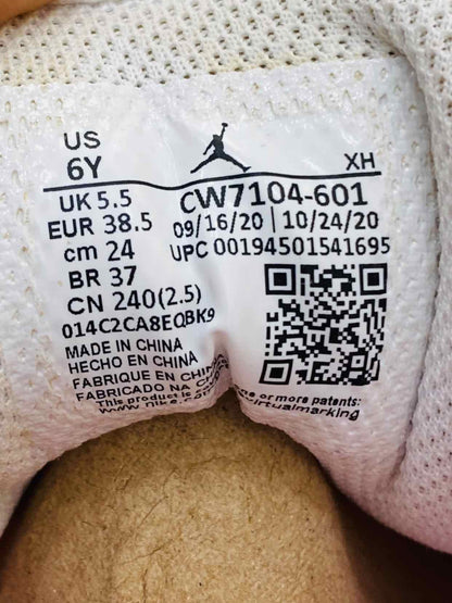 AIR JORDAN 2021 Strawberry Ice Cream Sneakers