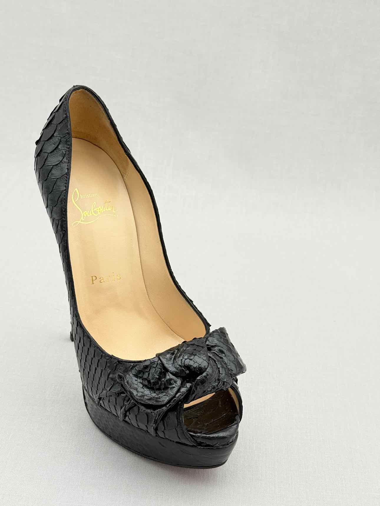CHRISTIAN LOUBOUTIN Black Python Size EU 38.5 Pumps