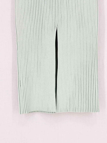 CAPSULE Green Size Large Midi Skirt