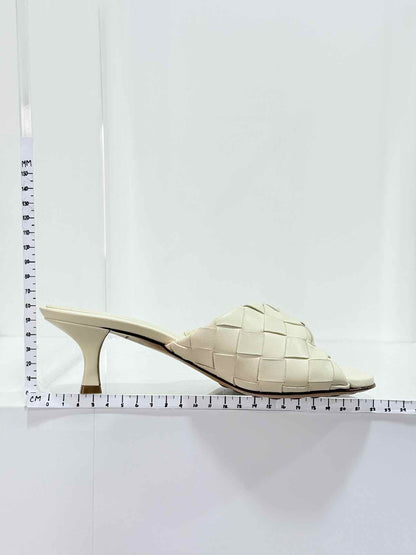 BOTTEGA VENETA Blink Cream Size EU 36 Mules