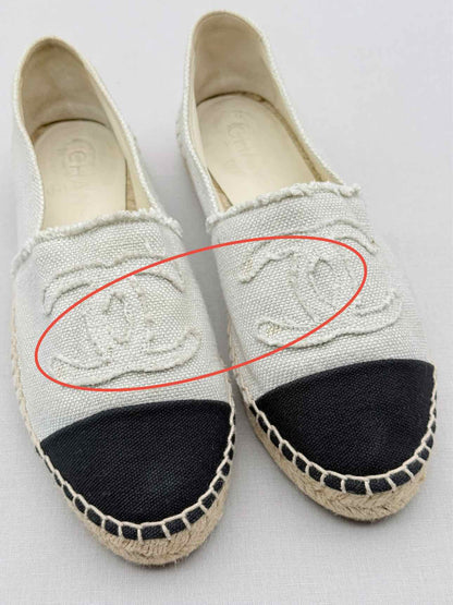 CHANEL Espadrille Beige & Black CC Size EU 37 Flats